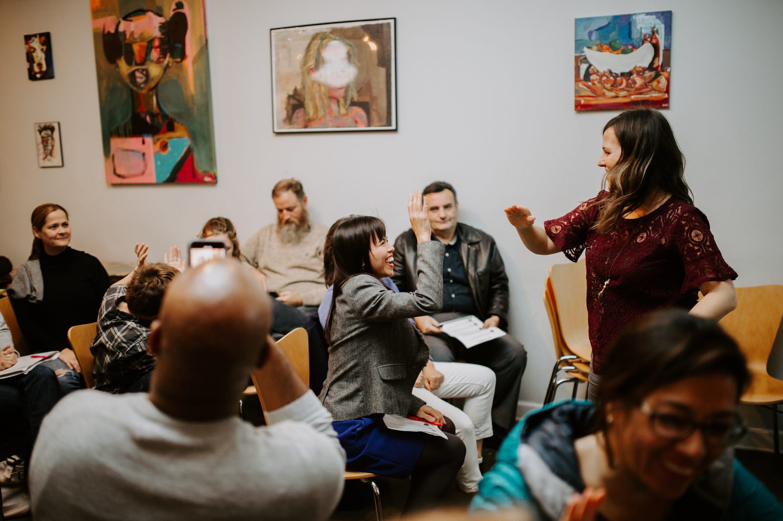Stefanie Faye teaching a live workshop group